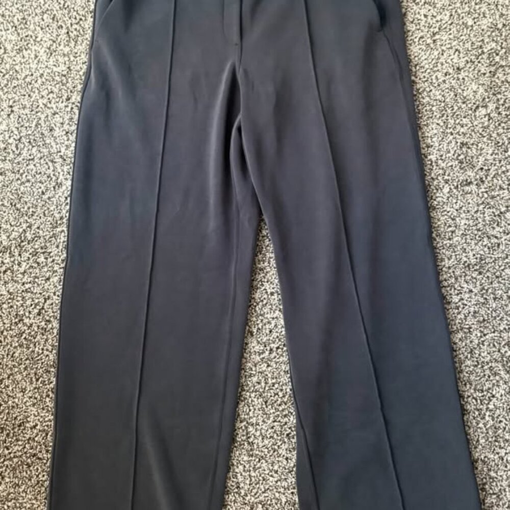 Lulu Lemon Softstreme Pintuck Mid-Rise Pant SHORT LARGE Black